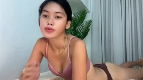Snapshot of sashi_kaye chatting on June 30, 2026, 4:13 am sashi_kaye online show from June 30, 2026, 4:13 am