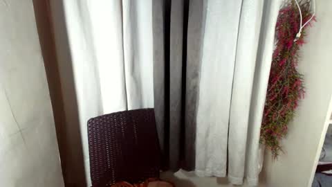 sassy_gurlxox online show from December 3, 2025, 1:46 am