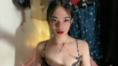 Snapshot of sassy_keath chatting on June 22, 2026, 8:11 am Keath online show from June 22, 2026, 8:11 am