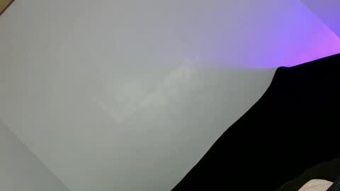 Tiffanie online show from March 2, 2026, 10:11 am