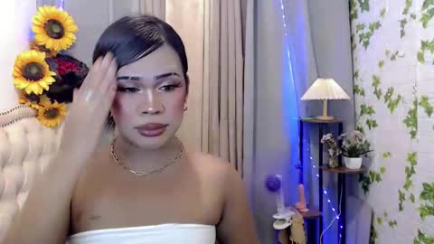 Snapshot of sassy_tinaxx chatting on November 25, 2025, 11:54 am sassy_tinaxx online show from November 25, 2025, 11:54 am