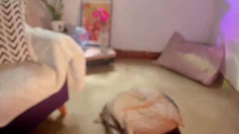 Ms. Oh   online show from November 28, 2025, 6:32 pm