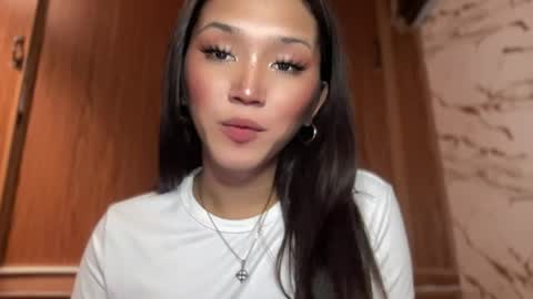 Snapshot of sassy_yourgirlxxxx chatting on May 5, 2026, 1:13 am Sassygirl online show from May 5, 2026, 1:13 am