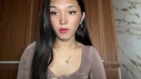 Snapshot of sassy_yourgirlxxxx chatting on June 13, 2026, 1:47 am Sassygirl online show from June 13, 2026, 1:47 am