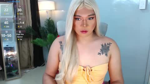 Snapshot of sassyffyra69 chatting on December 11, 2024, 2:41 am MARIO LABO online show from December 11, 2024, 2:41 am