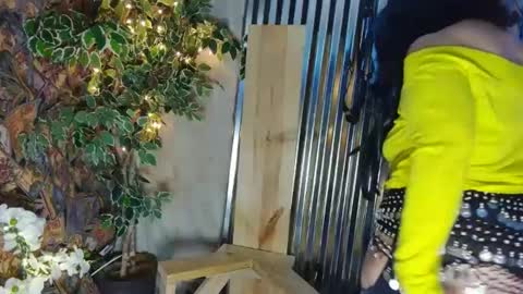 sassylatin45 online show from March 1, 2025, 1:22 am