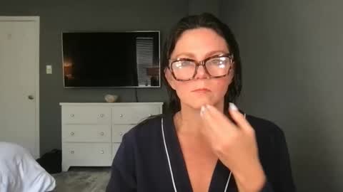 sassynsweetmilf online show from May 2, 2026, 6:57 pm