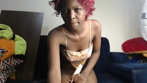 Snapshot of sassyvece12 chatting on October 25, 2025, 1:57 am Sassy online show from October 25, 2025, 1:57 am