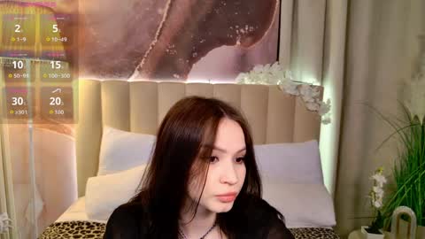 Snapshot of satiralux chatting on May 21, 2026, 6:15 pm online show from May 21, 2026, 6:15 pm