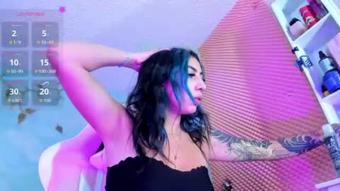 Snapshot of saturno_stone chatting on June 23, 2026, 3:48 am Saturnooo online show from June 23, 2026, 3:48 am
