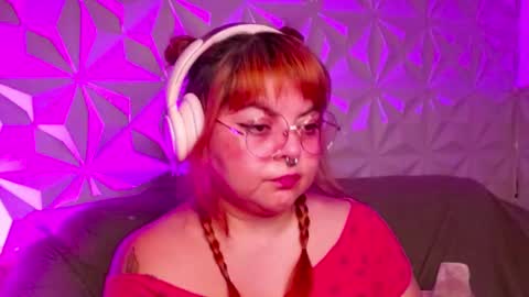 Gina George online show from September 11, 2025, 12:11 am