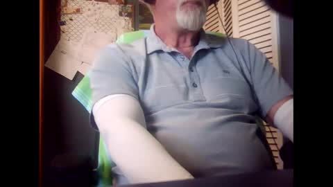 Snapshot of satyr64 chatting on April 28, 2026, 6:35 pm satyr64 online show from April 28, 2026, 6:35 pm