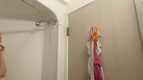 SnowBunny online show from January 19, 2025, 12:49 am