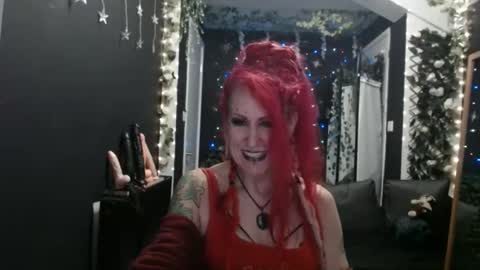 SaucySky online show from February 8, 2025, 9:25 pm