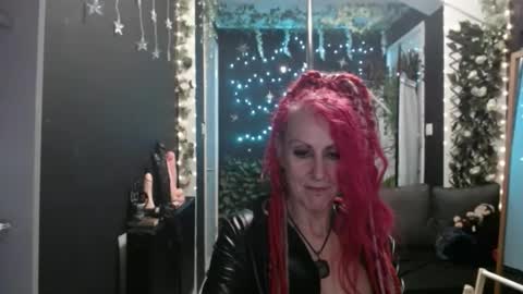 SaucySky online show from September 30, 2025, 8:36 pm