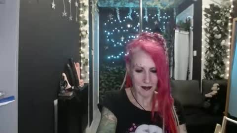 SaucySky online show from October 6, 2025, 9:23 pm