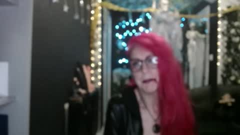 SaucySky online show from October 31, 2025, 7:26 pm