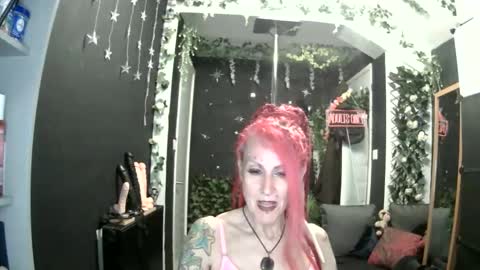 SaucySky online show from May 30, 2026, 7:55 pm