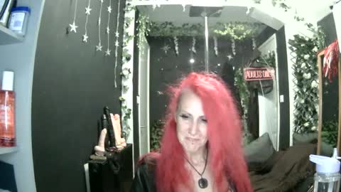Snapshot of saucysky chatting on July 20, 2026, 9:17 pm SaucySky online show from July 20, 2026, 9:17 pm