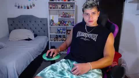 Snapshot of saulomiralles chatting on October 7, 2025, 11:02 pm Saulo online show from October 7, 2025, 11:02 pm