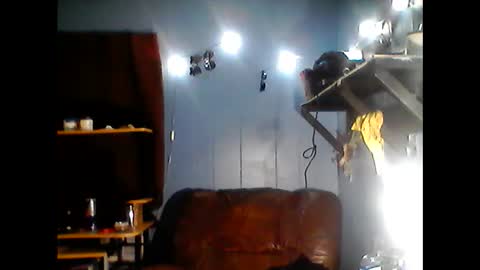 Bugglove online show from January 13, 2025, 10:13 pm