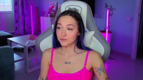 Ariel online show from February 19, 2026, 2:07 am