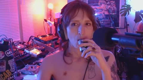 savagewaves online show from April 1, 2026, 4:13 am