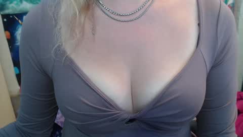 Savanah online show from October 4, 2025, 5:27 am