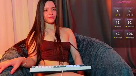 savannah_h online show from July 3, 2026, 8:48 pm