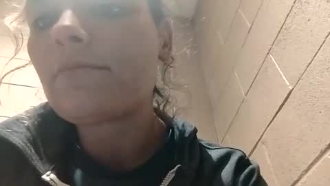 Snapshot of savannahjays chatting on September 27, 2025, 3:17 pm savannahjays online show from September 27, 2025, 3:17 pm