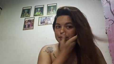 Snapshot of savannahot833323 chatting on July 12, 2026, 1:18 am Y online show from July 12, 2026, 1:18 am
