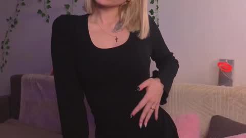 savannahshor online show from November 11, 2025, 7:36 pm