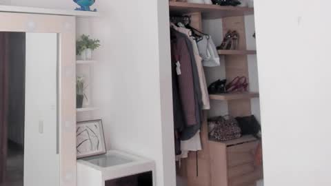 Savannahwildee online show from February 10, 2026, 1:59 pm