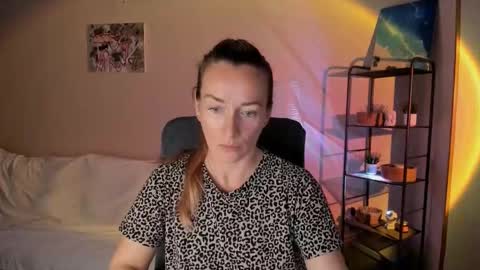 save the qween online show from September 15, 2025, 9:42 am