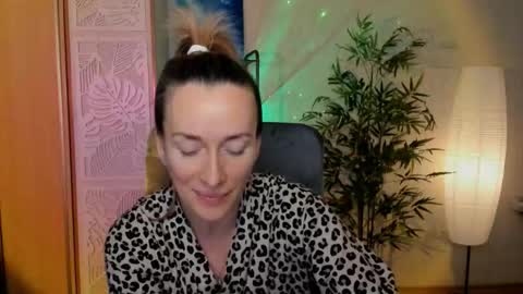 save the qween online show from January 10, 2026, 11:23 am