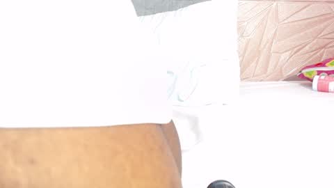 savory_pussy18 online show from February 4, 2025, 5:23 pm