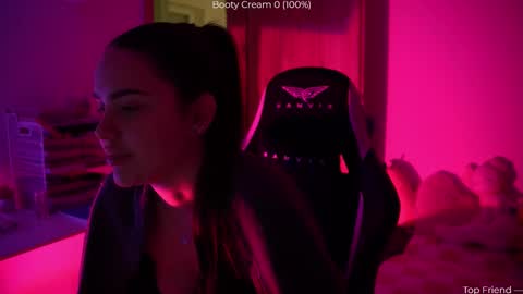 Naomi online show from January 19, 2026, 5:22 am