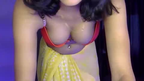 Snapshot of saxee_love chatting on June 10, 2026, 9:19 am saxee online show from June 10, 2026, 9:19 am