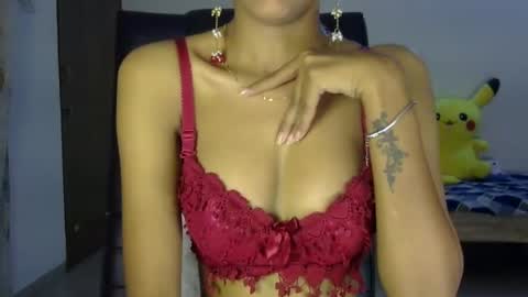 Snapshot of saxee_love chatting on July 6, 2026, 12:24 pm saxee online show from July 6, 2026, 12:24 pm