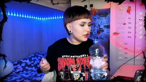 pronoun she. name Mary. age 21. online show from December 2, 2024, 5:04 pm