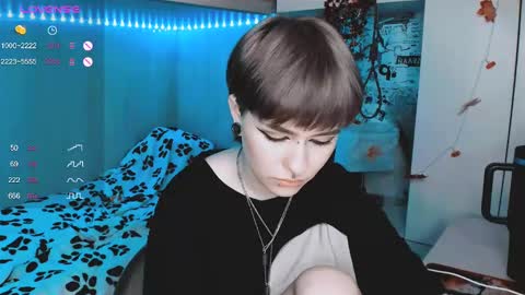 pronoun she. name Mary. age 21. online show from March 3, 2025, 6:12 pm