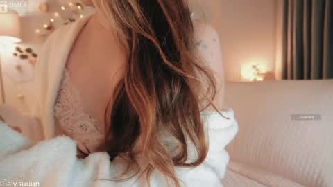 Alyson or just Aly   online show from April 15, 2026, 4:14 pm