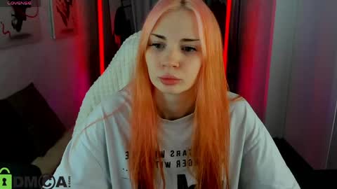 Snapshot of sayl0r_moon chatting on June 6, 2026, 9:14 am Kira GMT 7 Mon Thu-Sun 0800am-0200pm online show from June 6, 2026, 9:14 am