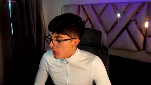 Sayron online show from November 22, 2025, 12:04 pm