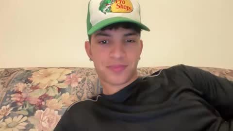 sbouchikh03 online show from December 22, 2025, 6:43 am