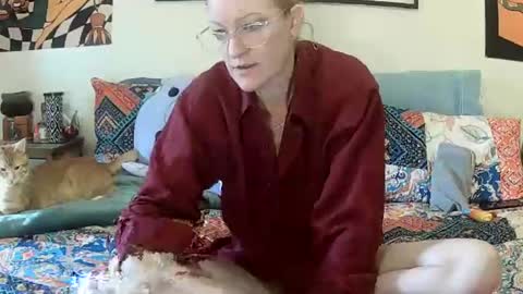 Snapshot of scandlamy chatting on May 3, 2026, 3:29 pm ScandlAmy online show from May 3, 2026, 3:29 pm