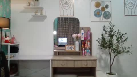 scarlett. online show from March 3, 2025, 2:36 am