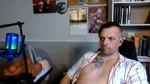 Snapshot of scarecrow2wm chatting on June 17, 2026, 1:45 pm Kent Clark online show from June 17, 2026, 1:45 pm