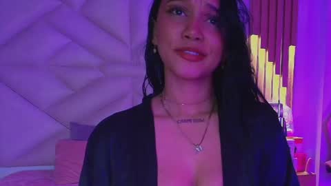 Snapshot of scarleett_ebony chatting on April 24, 2026, 7:27 pm scarleett_ebony online show from April 24, 2026, 7:27 pm