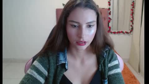 Snapshot of scarlet118082 chatting on May 18, 2026, 3:18 pm scarlet118082 online show from May 18, 2026, 3:18 pm